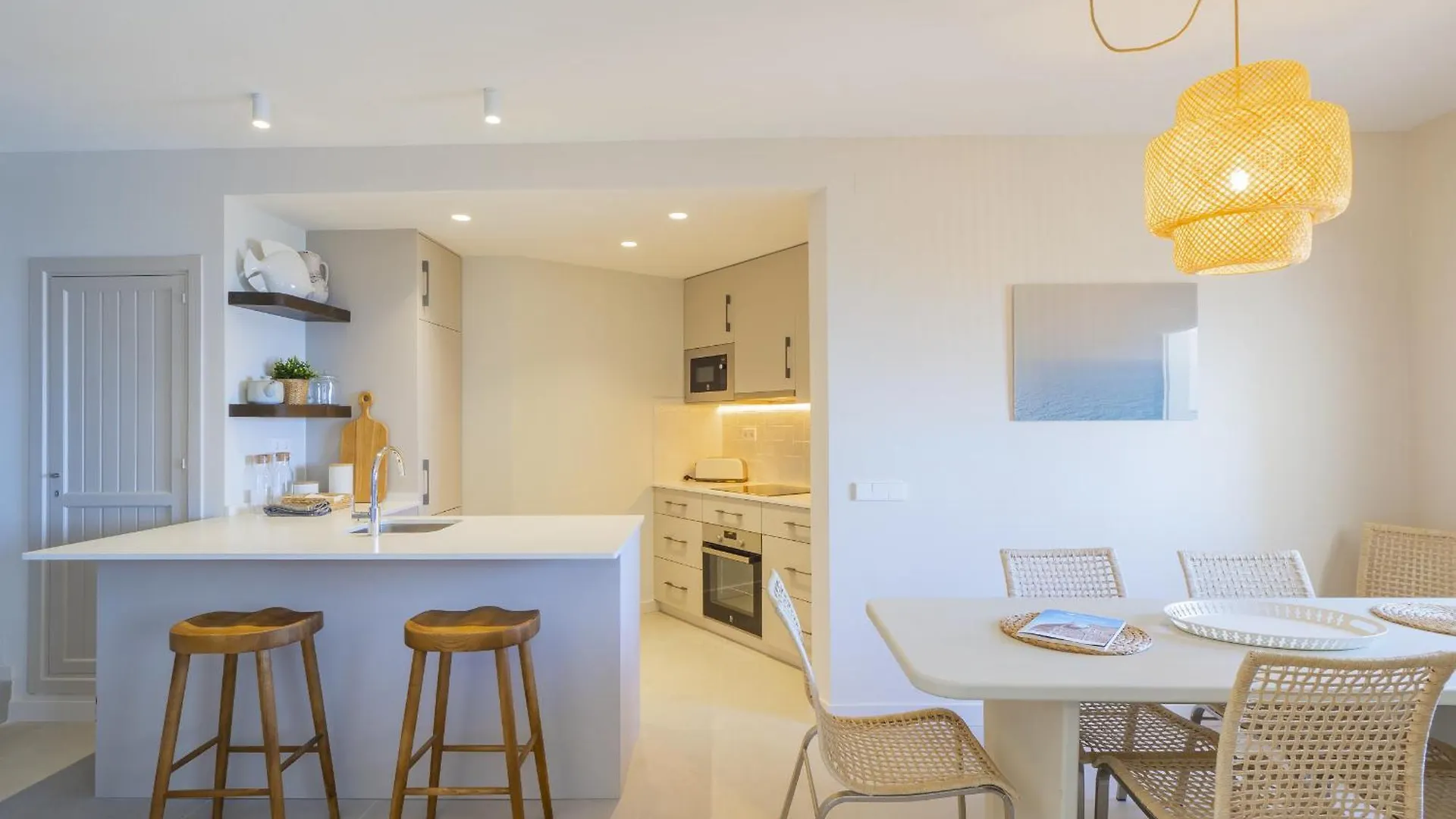 Cubo'S Atico Cabopino Port & Parking Apartment Marbella