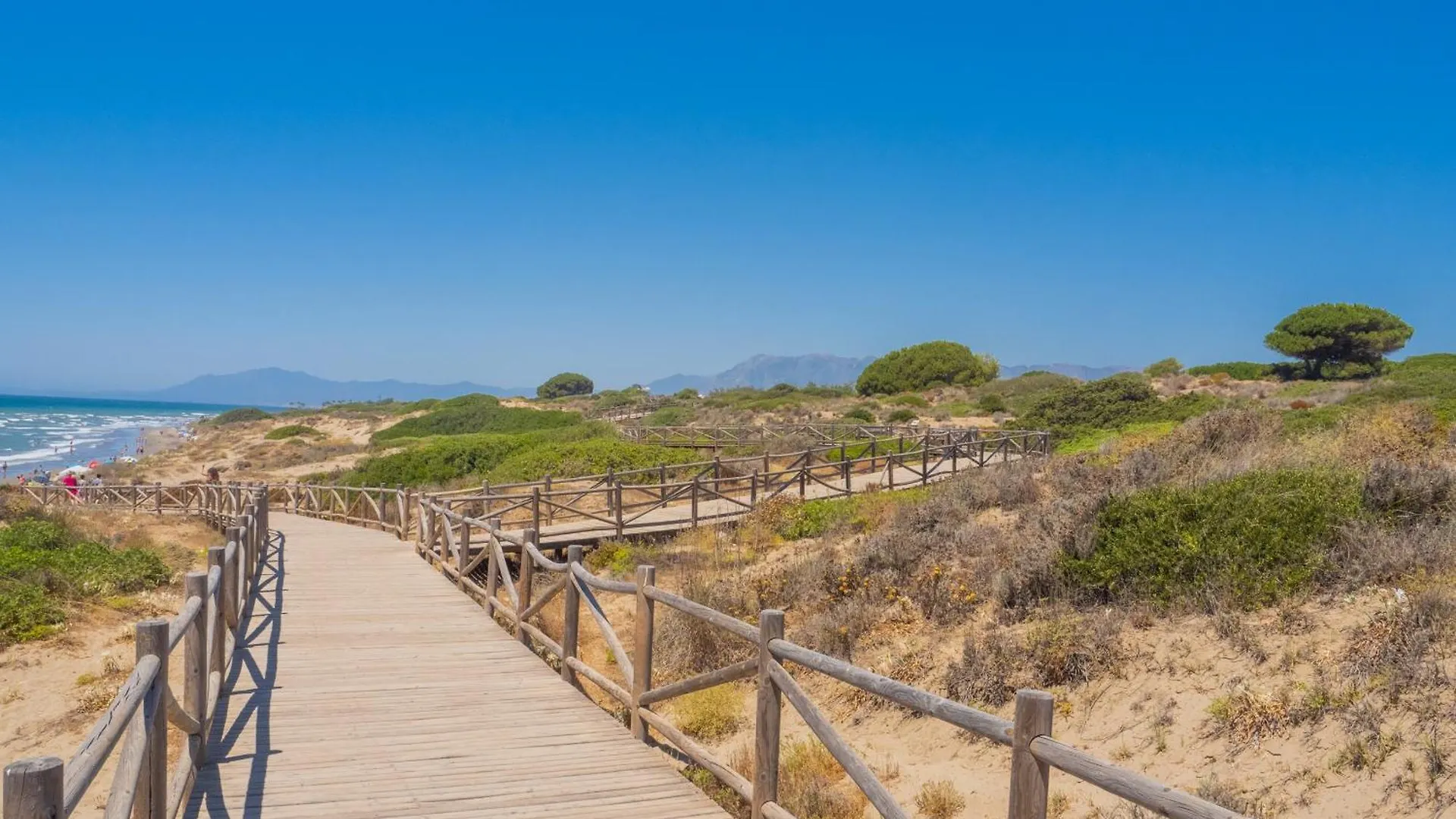 Cubo'S Atico Cabopino Port & Parking Apartment Marbella Spain