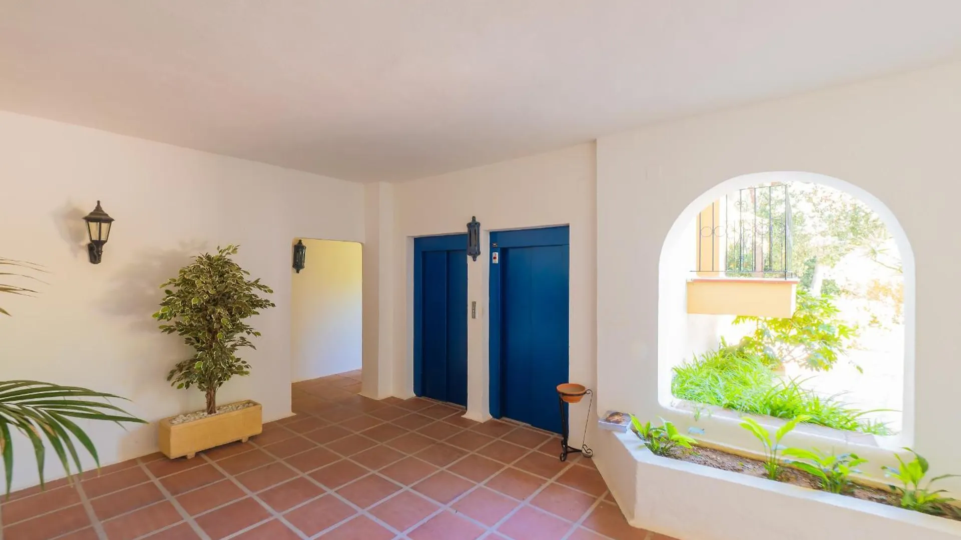 Cubo'S Atico Cabopino Port & Parking Apartment Marbella Spain