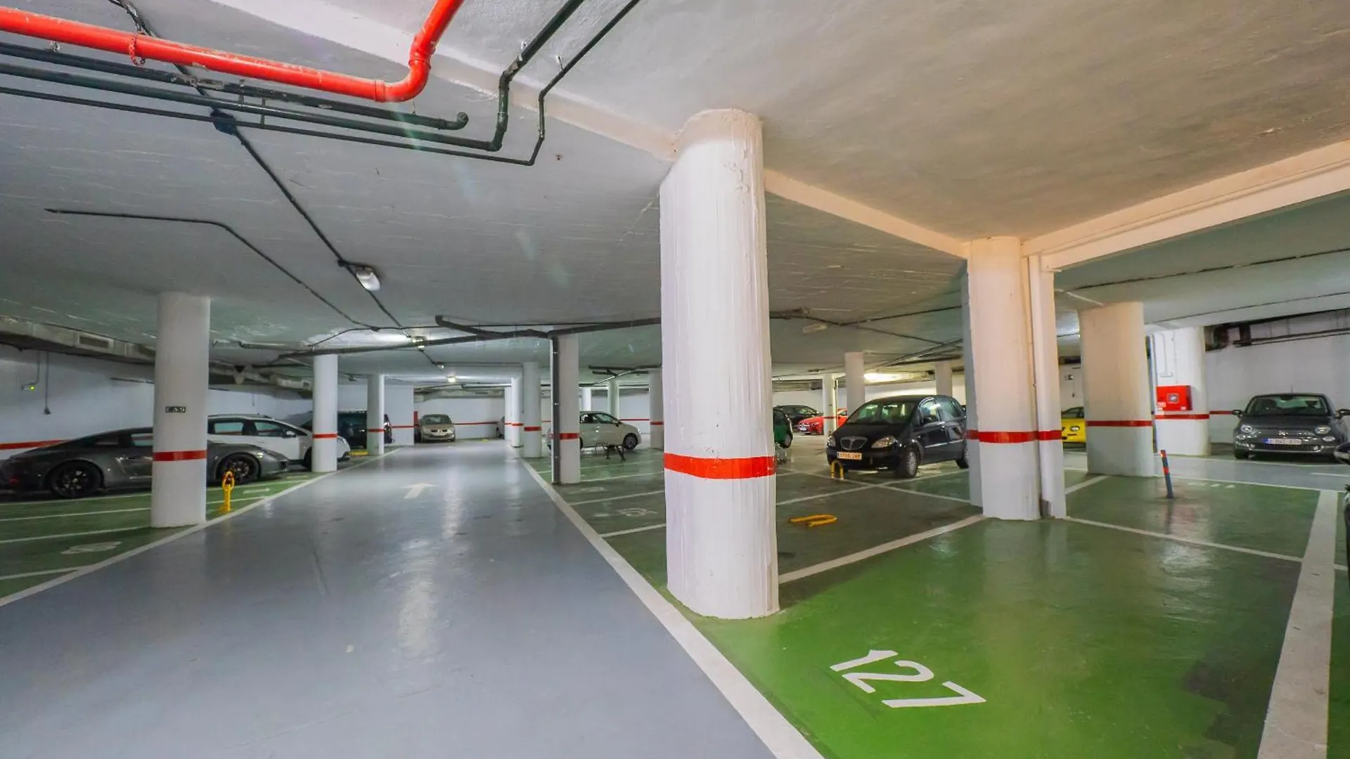 Cubo'S Atico Cabopino Port & Parking Apartment Marbella