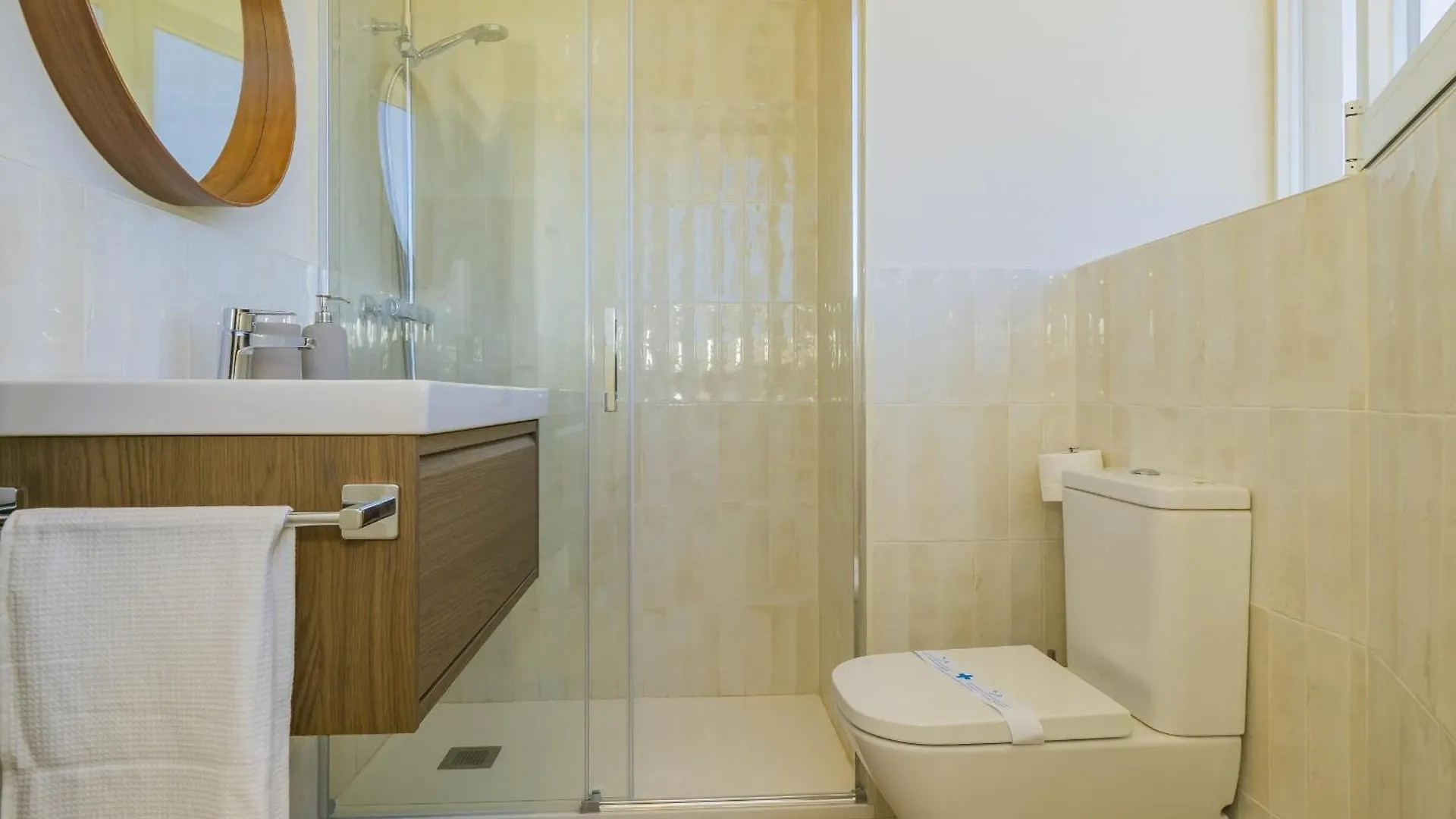 Cubo'S Atico Cabopino Port & Parking Apartment Marbella