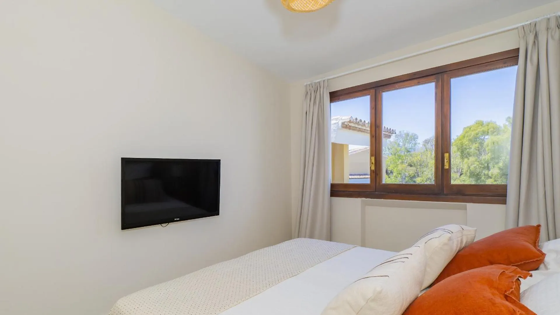 Cubo'S Atico Cabopino Port & Parking Apartment Marbella