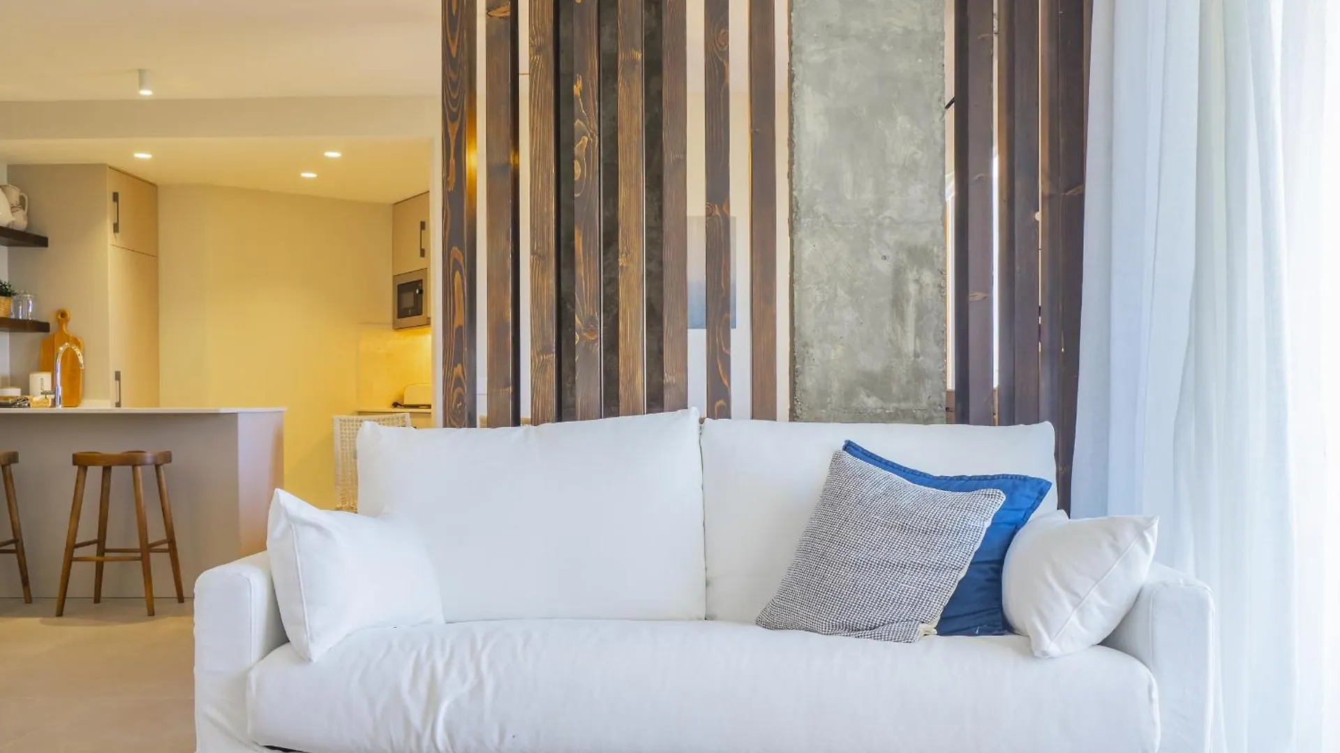 Cubo'S Atico Cabopino Port & Parking Apartment Marbella 0*,