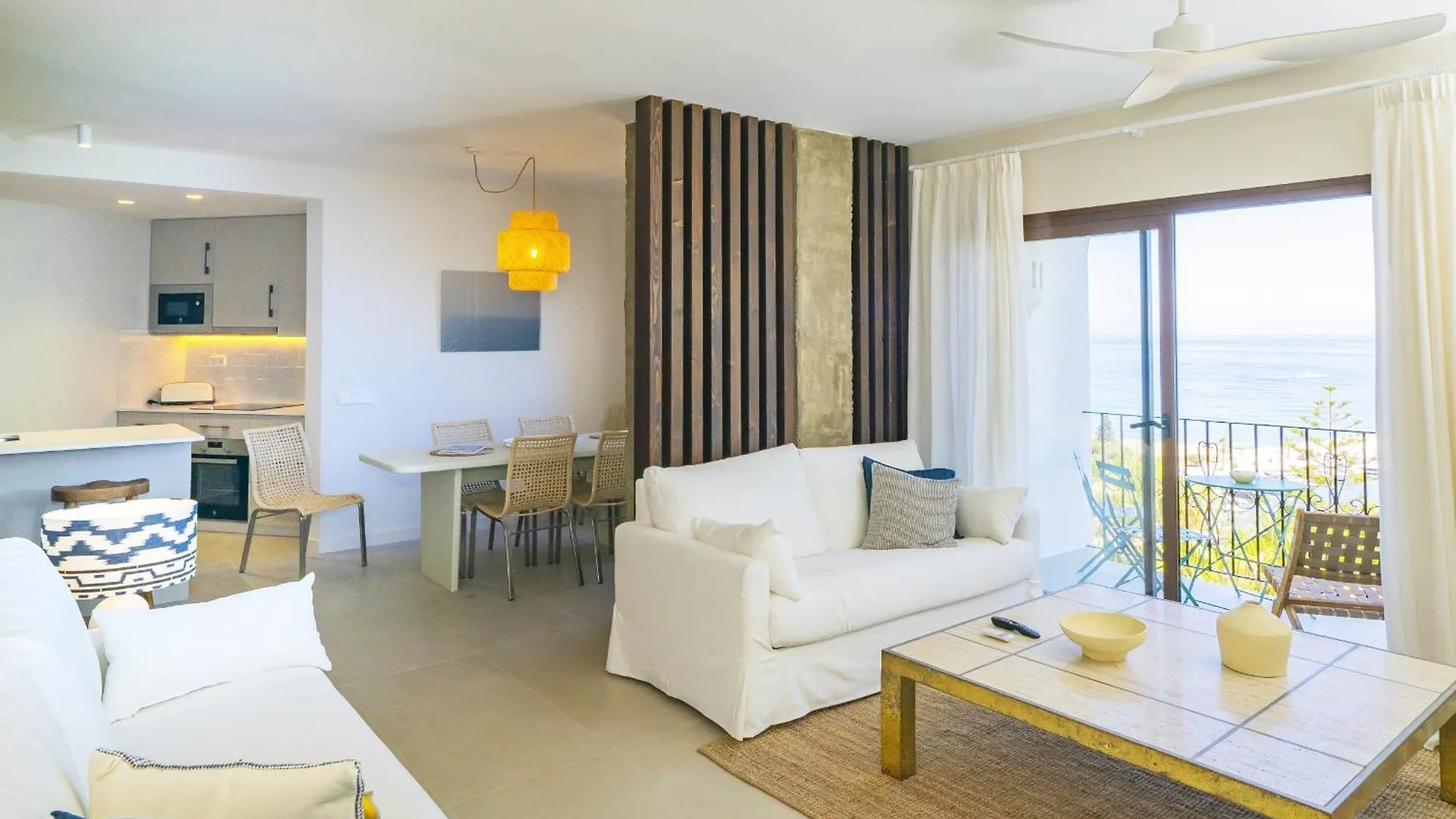 Cubo'S Atico Cabopino Port & Parking Apartment Marbella