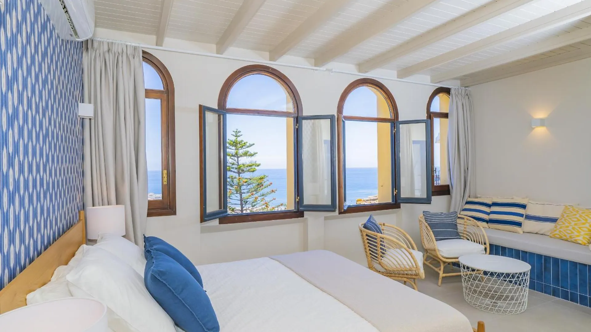Cubo'S Atico Cabopino Port & Parking Apartment Marbella Spain